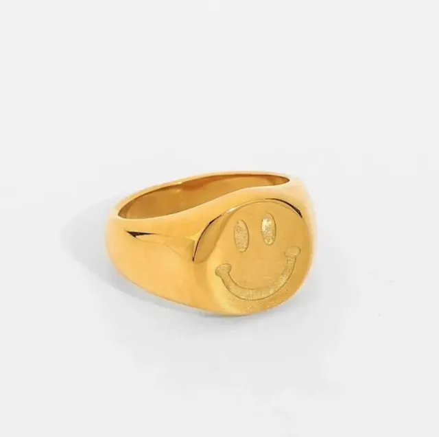 Chunky Happy Face Ring