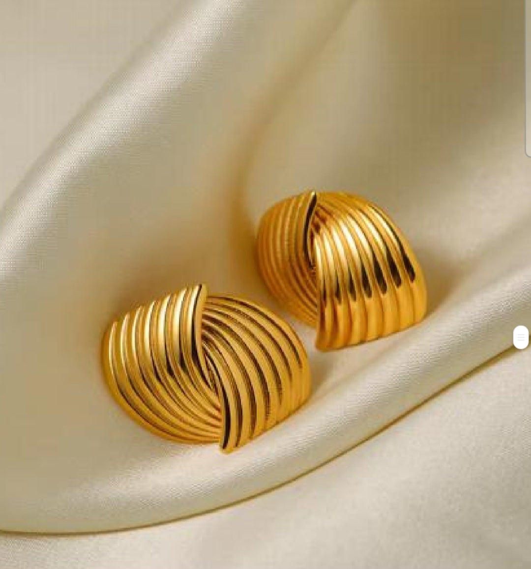 Delia Earrings
