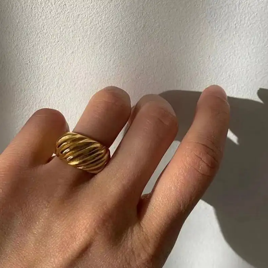 Venus Ring