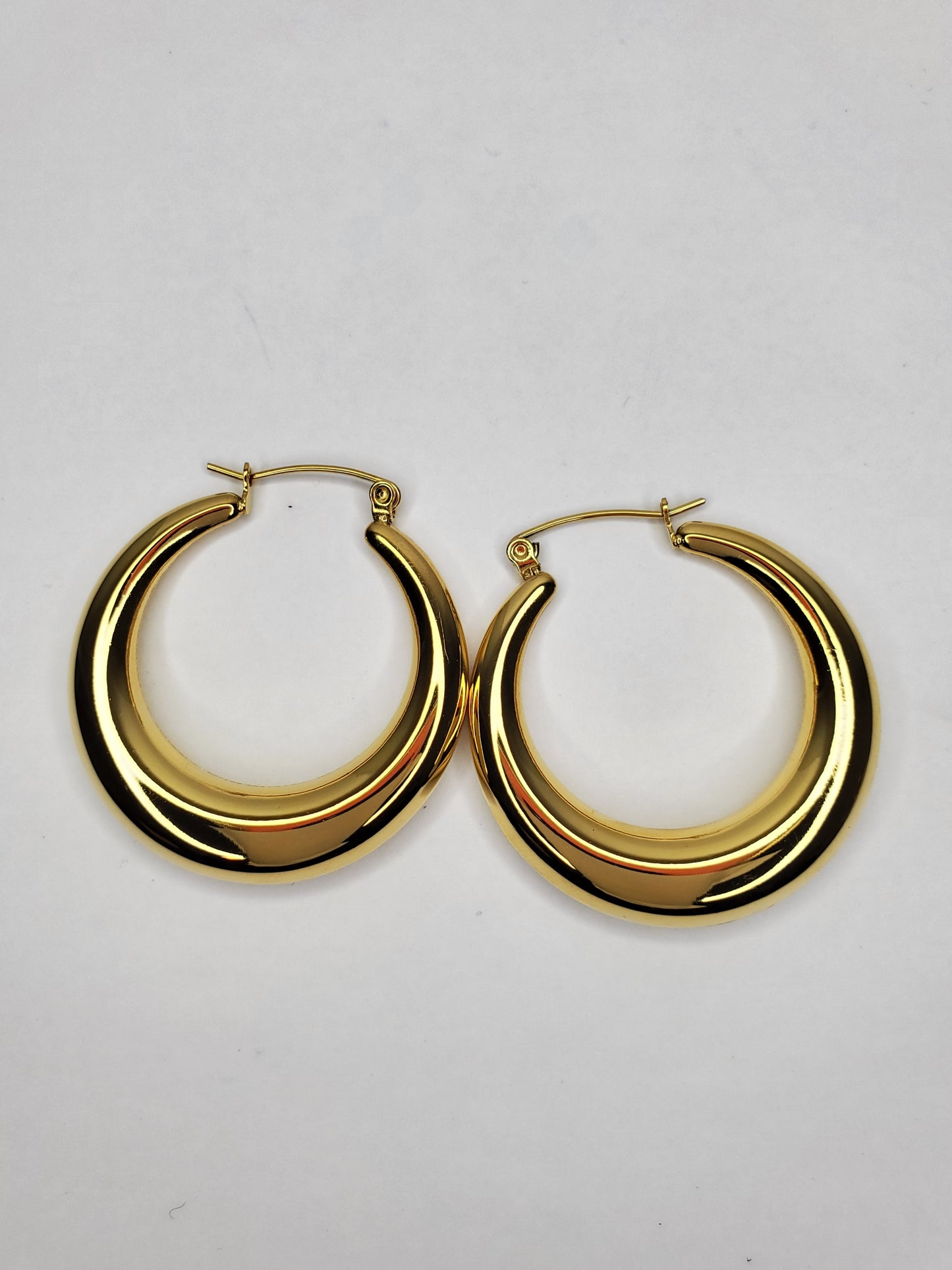 Cassandra Hoops