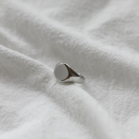 Minerva Ring