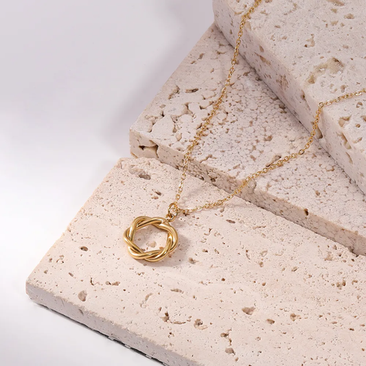 Daisy Necklace