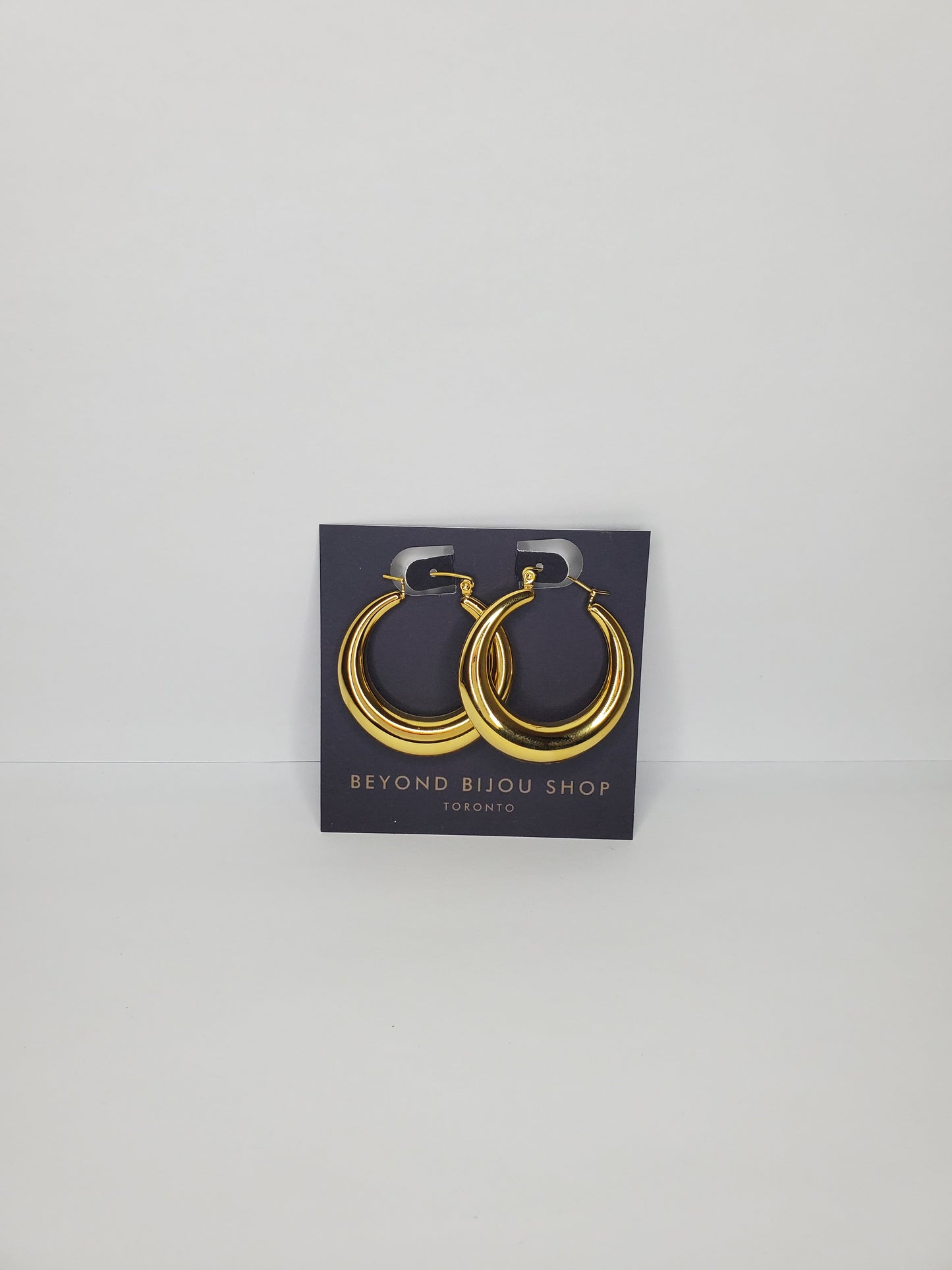 Cassandra Hoops