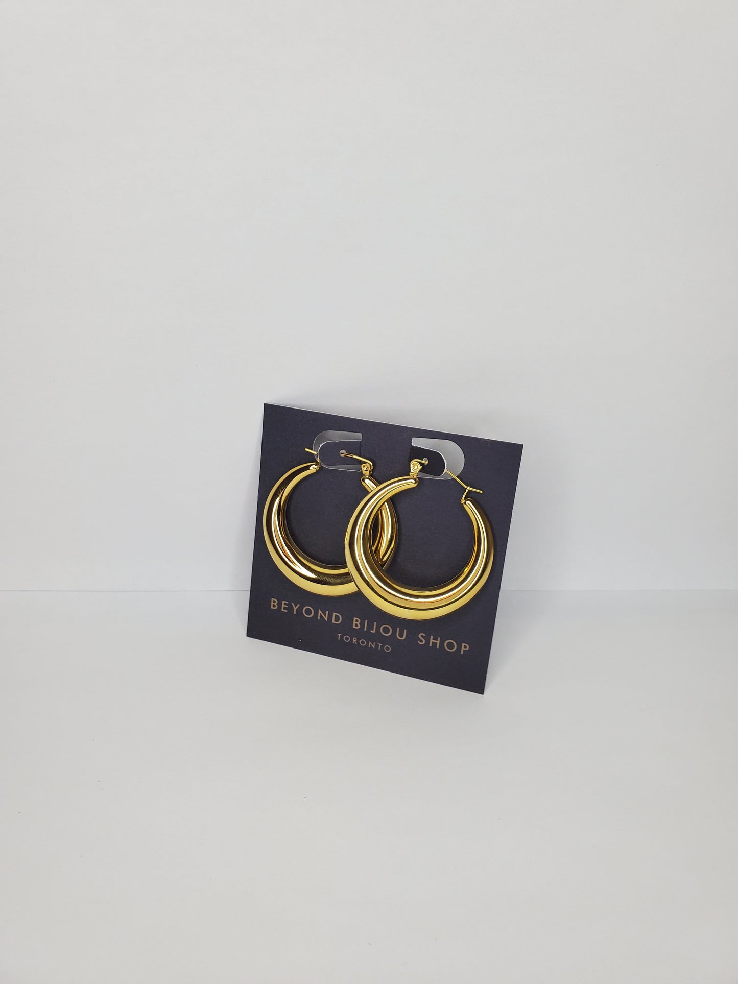 Cassandra Hoops