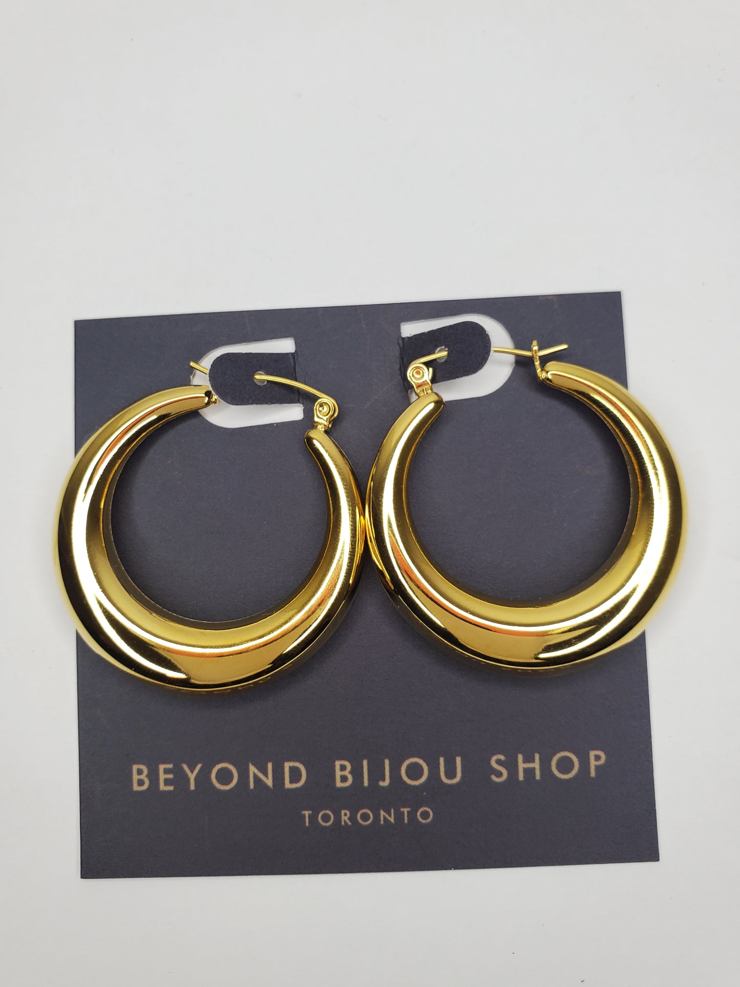 Cassandra Hoops