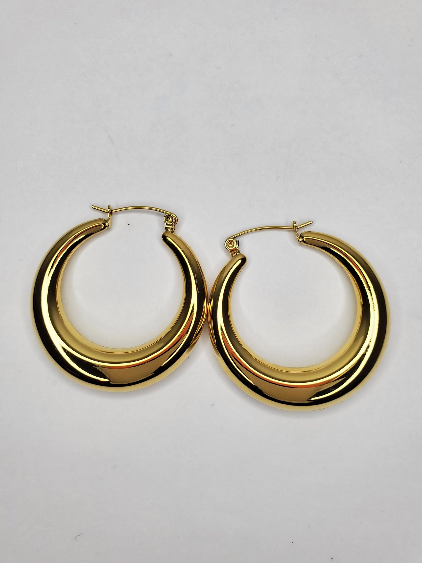 Cassandra Hoops