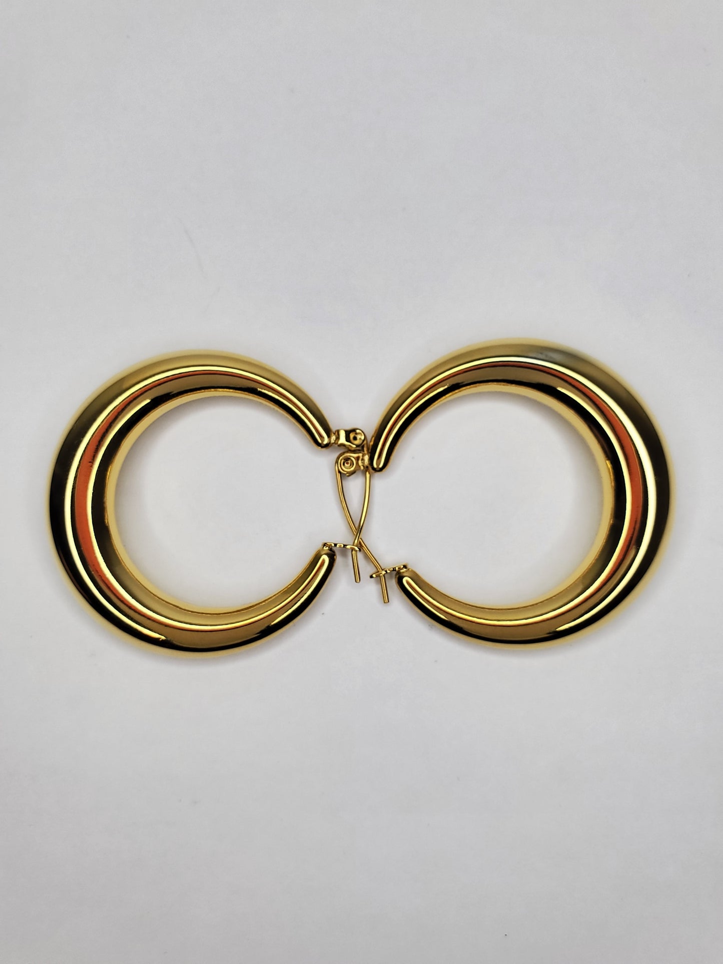 Cassandra Hoops